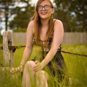 Meet your Posher, Vanessa